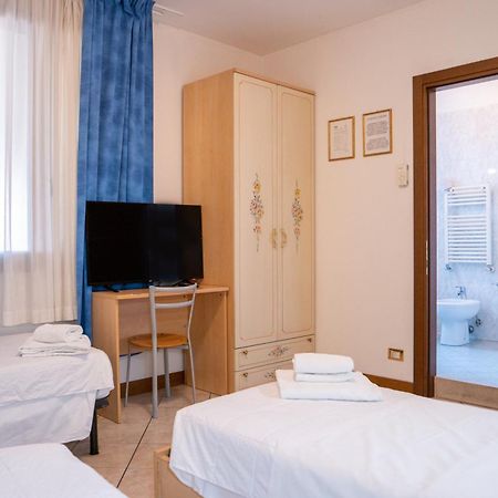 Hotel New Aurora Venice มาร์เกรา ภายนอก รูปภาพ