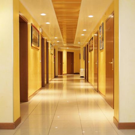 Hotel New Aurora Venice มาร์เกรา ภายนอก รูปภาพ