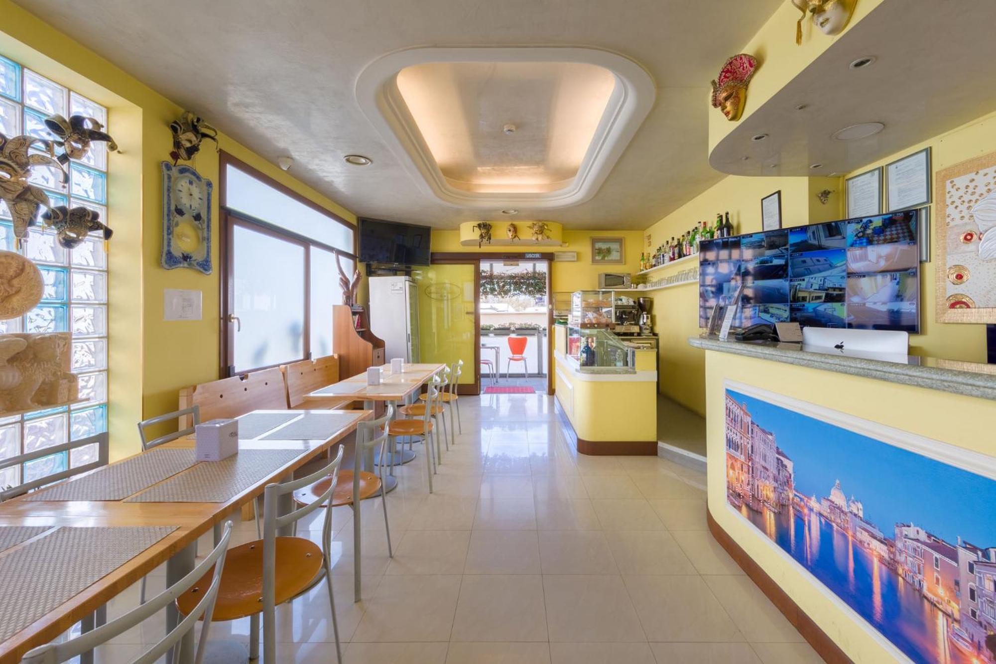 Hotel New Aurora Venice มาร์เกรา ภายนอก รูปภาพ