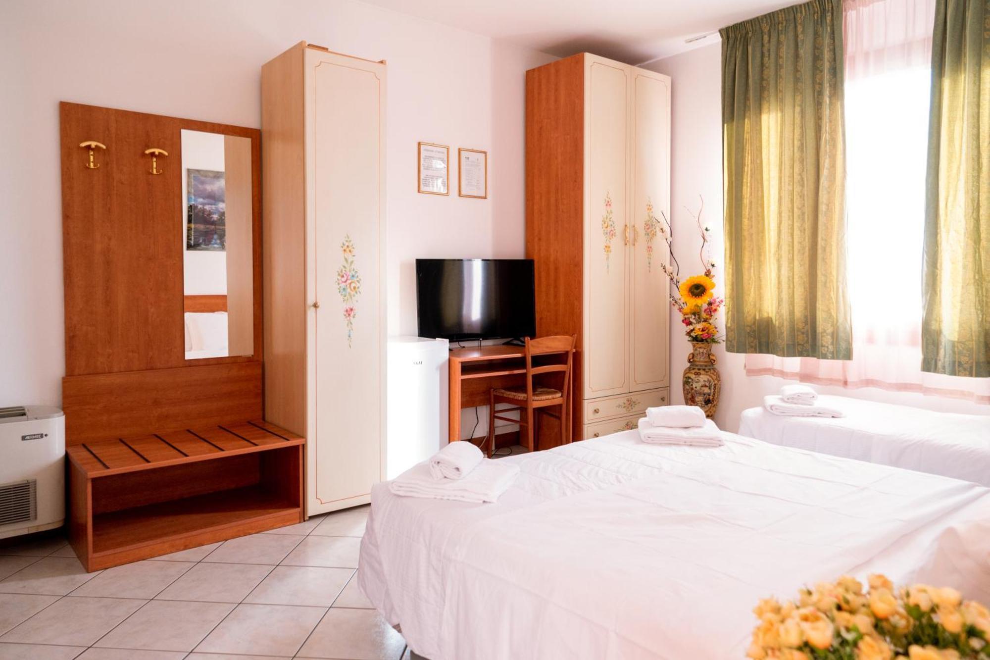 Hotel New Aurora Venice มาร์เกรา ภายนอก รูปภาพ