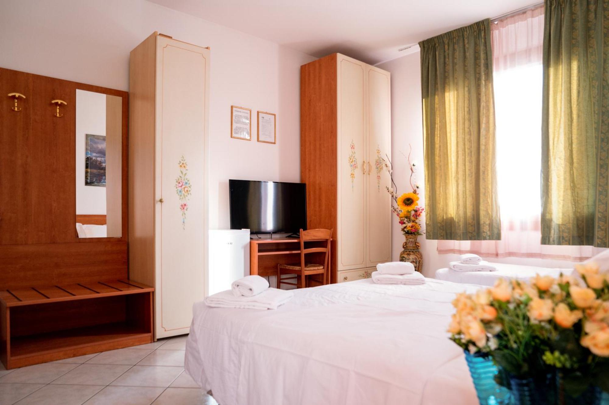 Hotel New Aurora Venice มาร์เกรา ภายนอก รูปภาพ
