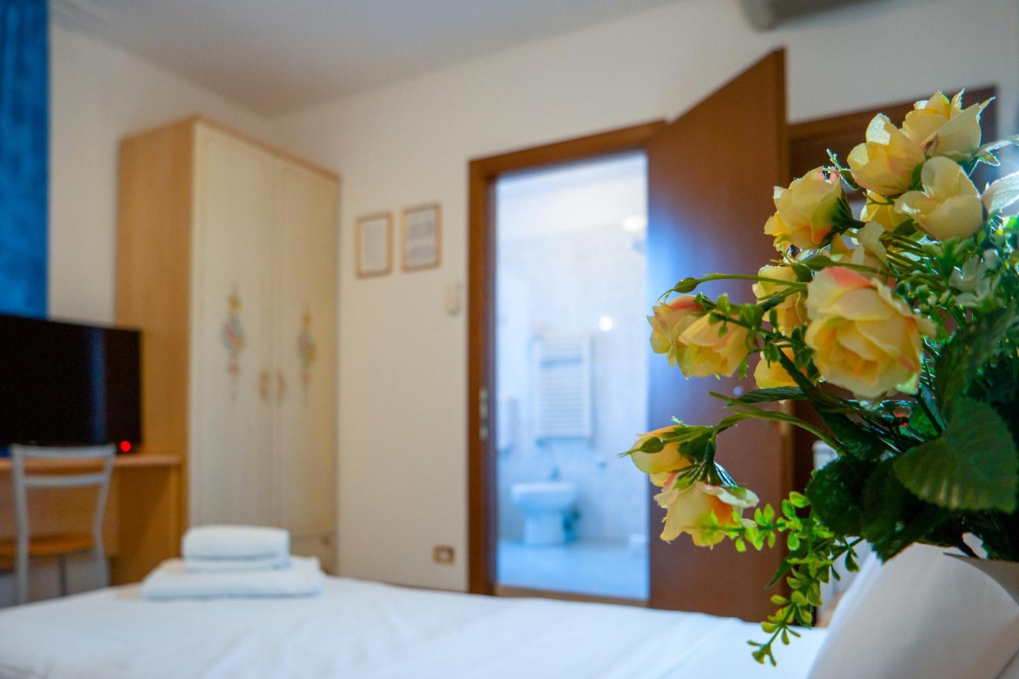 Hotel New Aurora Venice มาร์เกรา ภายนอก รูปภาพ