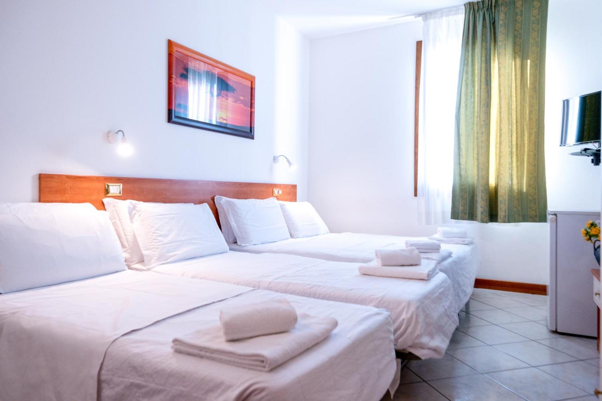 Hotel New Aurora Venice มาร์เกรา ภายนอก รูปภาพ